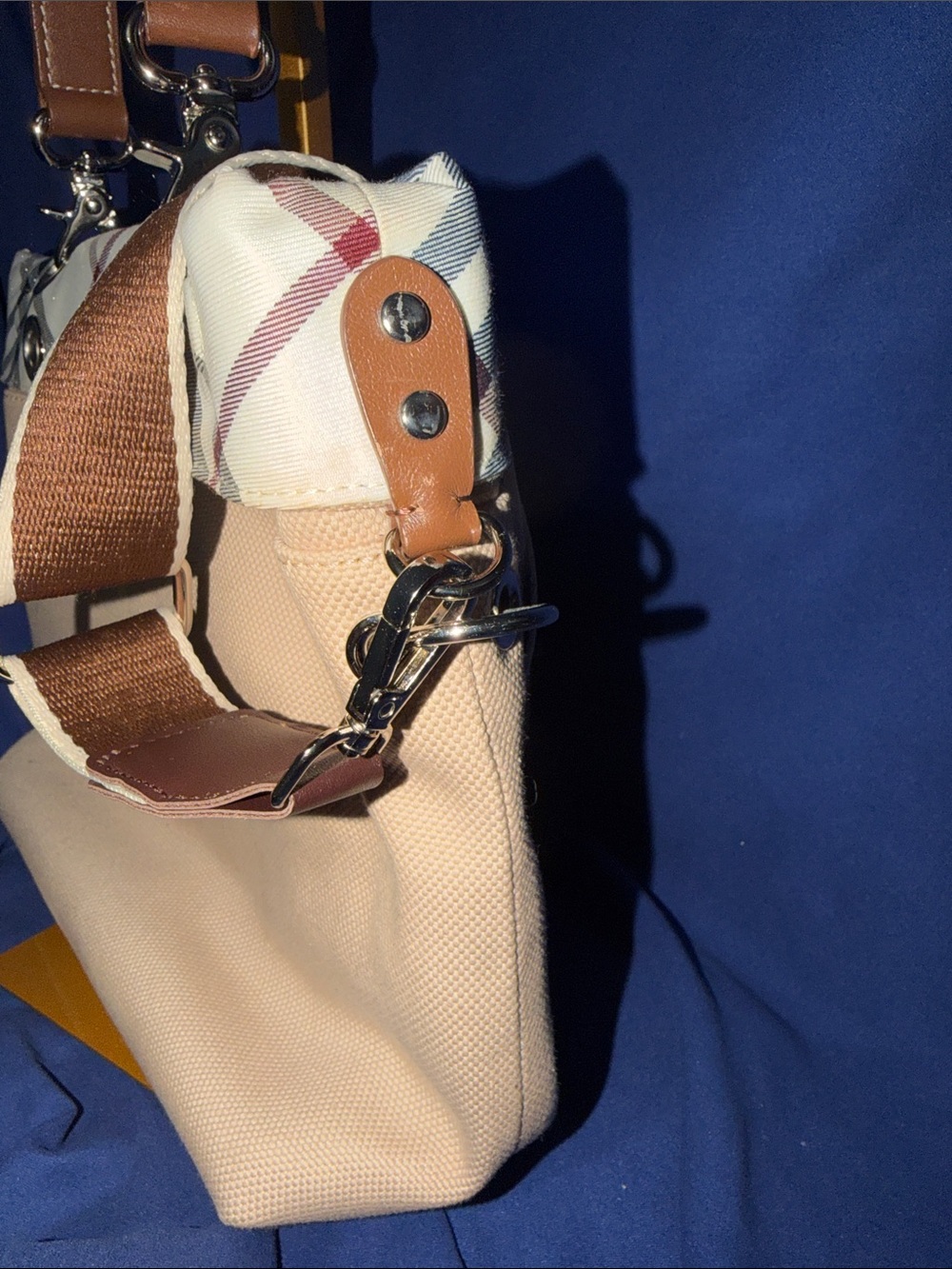 Burberry Blue Label - Beige Plaid-Trim Women’s Tote Bag - Brown Accent - Picture 4 of 8